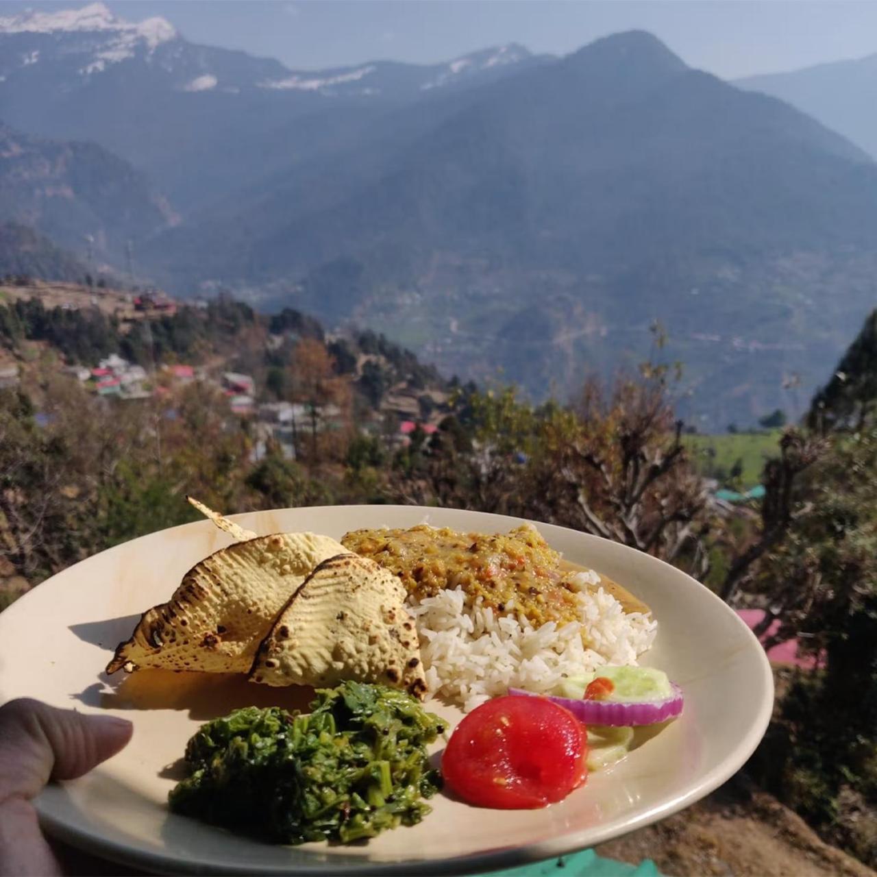 Sari Cafe Buransh 빌라 외부 사진